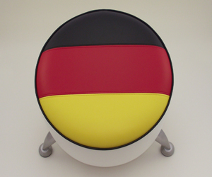 german flag footstool